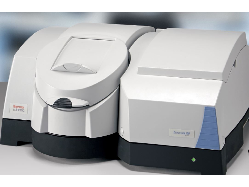 UV-Visible Spectrophotometer