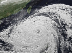 因應颱風動態公告 - 2025年 創新實驗室系統工作坊 從光譜分析~環境模擬~到微流體控制